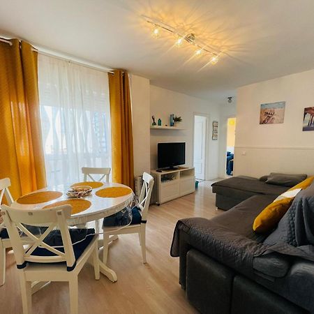 Apartamento Primera Linea De Playa Valdelagrana El Puerto de Santa María Exteriör bild